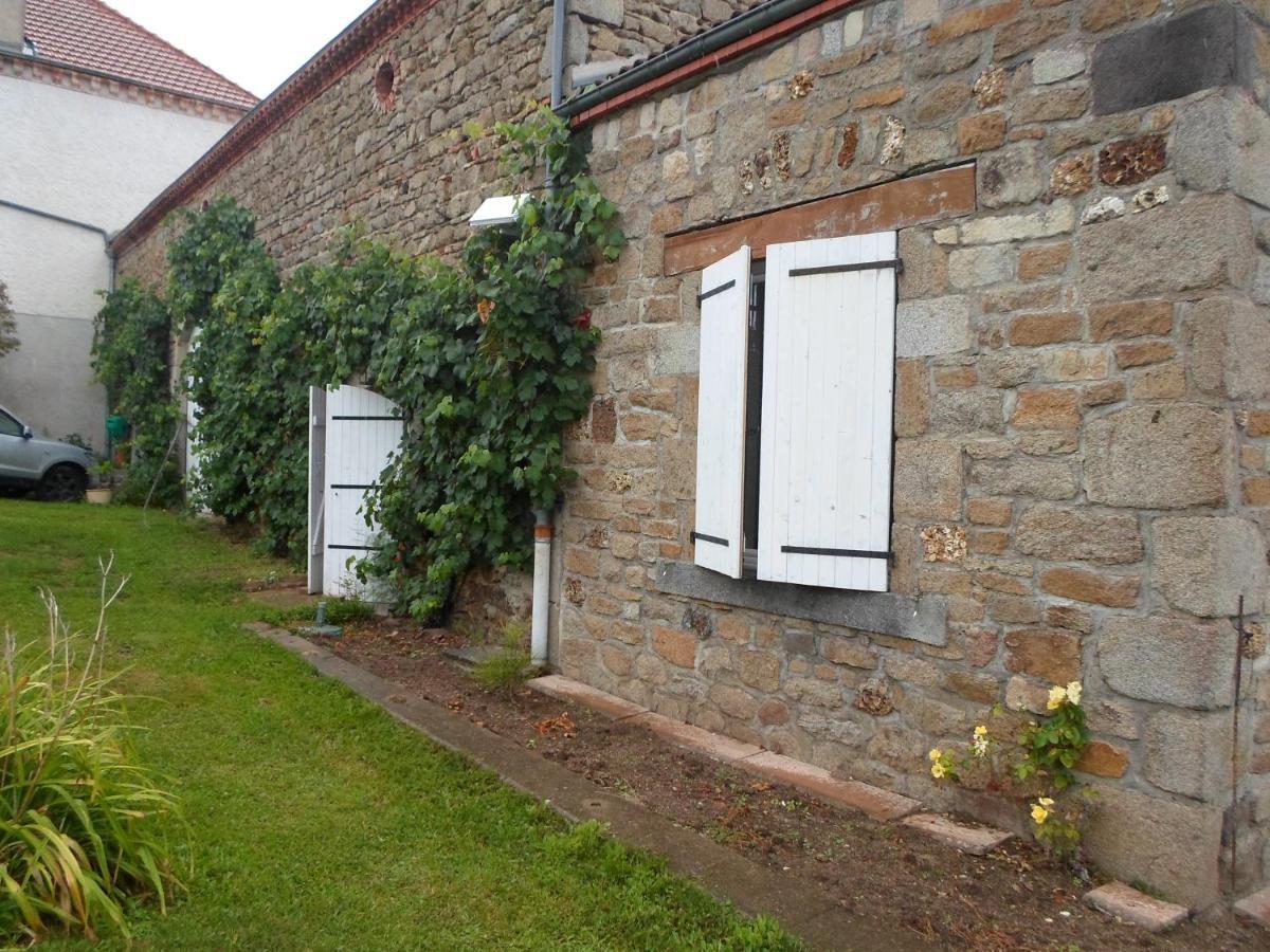 Relais Des Chaux Bed & Breakfast Saint-Jean-des-Ollieres Exterior photo