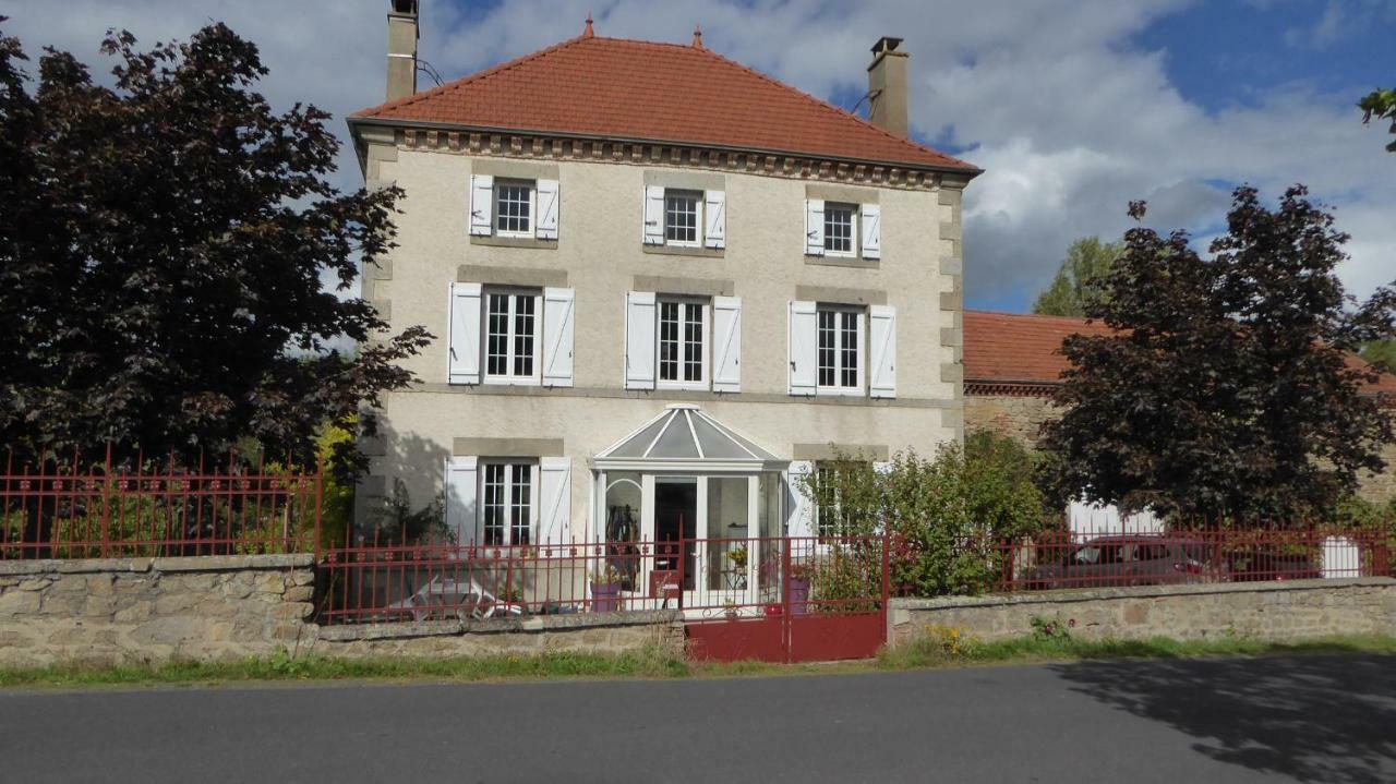 Relais Des Chaux Bed & Breakfast Saint-Jean-des-Ollieres Exterior photo